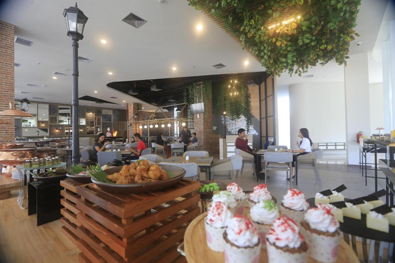 Luminor Hotel Purwokerto By Wh Exterior foto